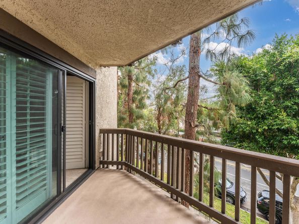 8515 Falmouth Avenue 303, Playa Del Rey CA 90293