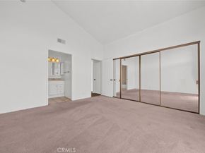 5291 Colodny Drive 13, Agoura Hills CA 91301
