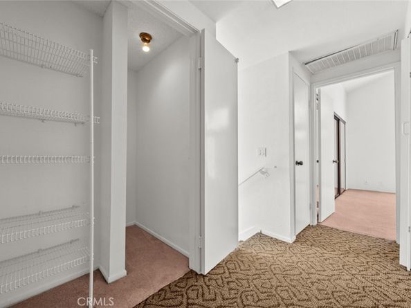 5291 Colodny Drive 13, Agoura Hills CA 91301
