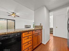 5291 Colodny Drive 13, Agoura Hills CA 91301