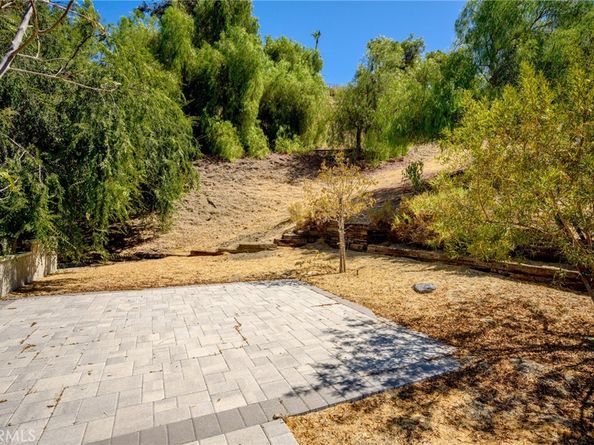 8600 Bluffdale Drive, Sun Valley CA 91352