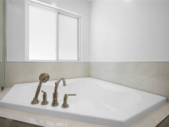 8600 Bluffdale Drive, Sun Valley CA 91352