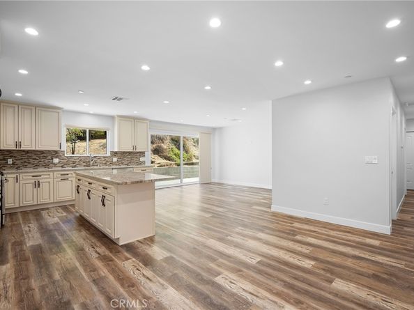 8600 Bluffdale Drive, Sun Valley CA 91352