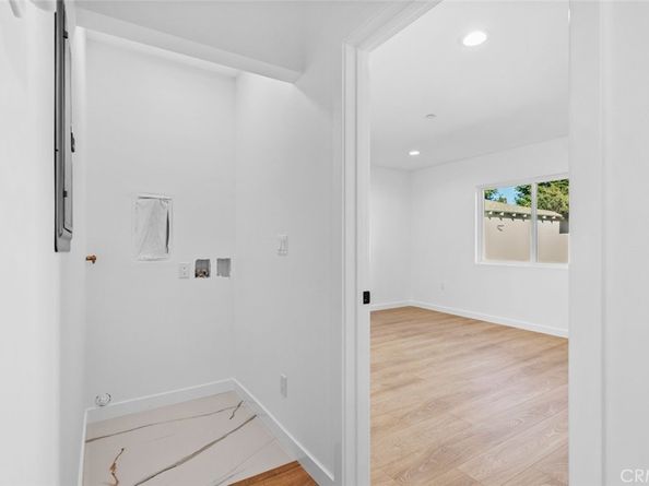 6842 Cedros Avenue, Van Nuys CA 91405