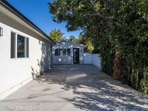 6842 Cedros Avenue, Van Nuys CA 91405