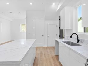 6842 Cedros Avenue, Van Nuys CA 91405