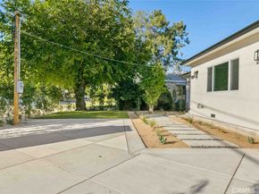 6842 Cedros Avenue, Van Nuys CA 91405