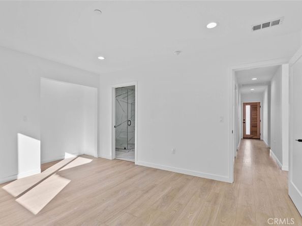 6842 Cedros Avenue, Van Nuys CA 91405