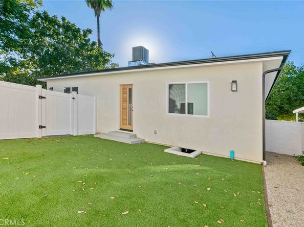 6842 Cedros Avenue, Van Nuys CA 91405