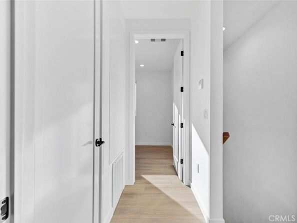 6842 Cedros Avenue, Van Nuys CA 91405