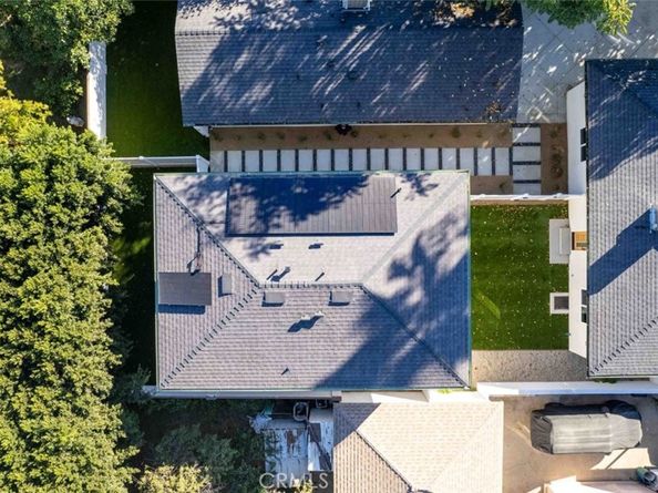 6842 Cedros Avenue, Van Nuys CA 91405