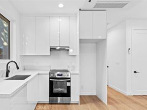 6842 Cedros Avenue, Van Nuys CA 91405