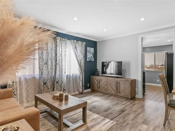 600 W Stocker Street 208, Glendale CA 91202
