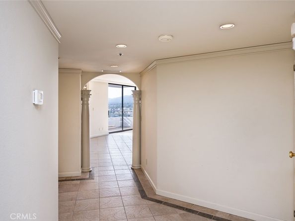 345 Pioneer Drive 1705, Glendale CA 91203