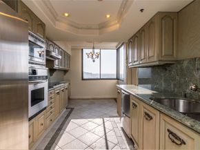 345 Pioneer Drive 1705, Glendale CA 91203