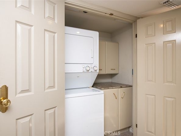 345 Pioneer Drive 1705, Glendale CA 91203