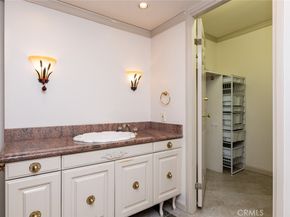 345 Pioneer Drive 1705, Glendale CA 91203