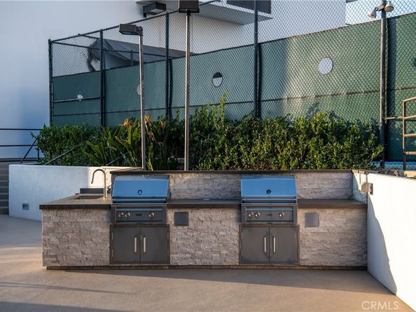 345 Pioneer Drive 1705, Glendale CA 91203