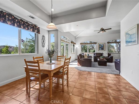 10345 McBroom Street, Sunland CA 91040