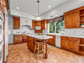 10345 McBroom Street, Sunland CA 91040