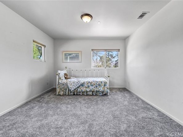 10345 McBroom Street, Sunland CA 91040