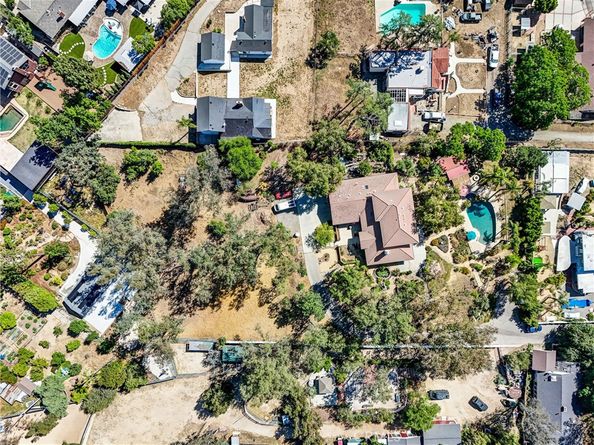 10345 McBroom Street, Sunland CA 91040