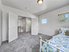 10345 McBroom Street, Sunland CA 91040