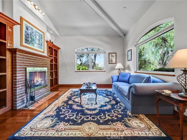 10345 McBroom Street, Sunland CA 91040