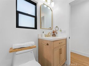 5334 S Hillcrest Drive, Los Angeles CA 90043