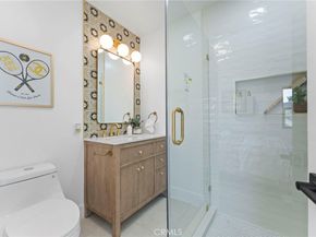 5334 S Hillcrest Drive, Los Angeles CA 90043