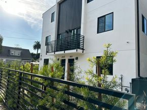 2823 Maple Avenue, Los Angeles CA 90011