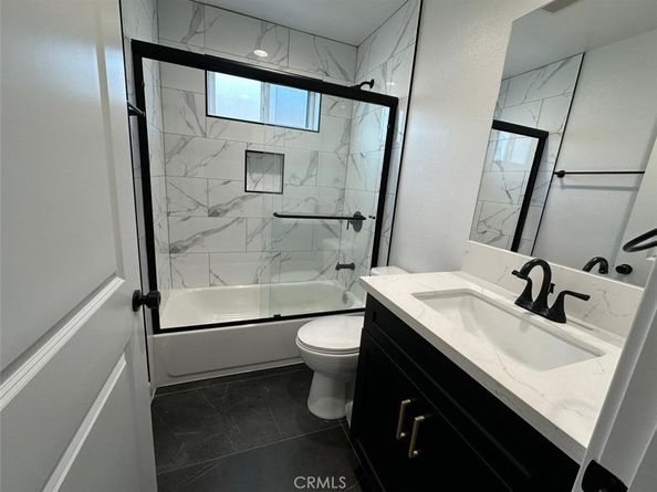 2823 Maple Avenue, Los Angeles CA 90011
