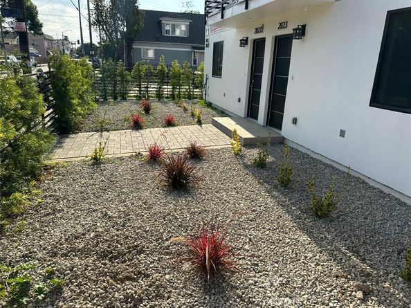 2823 Maple Avenue, Los Angeles CA 90011