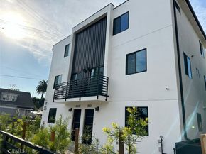 2823 Maple Avenue, Los Angeles CA 90011