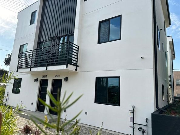 2823 Maple Avenue, Los Angeles CA 90011