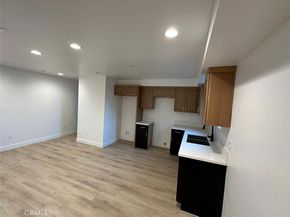 2823 Maple Avenue, Los Angeles CA 90011