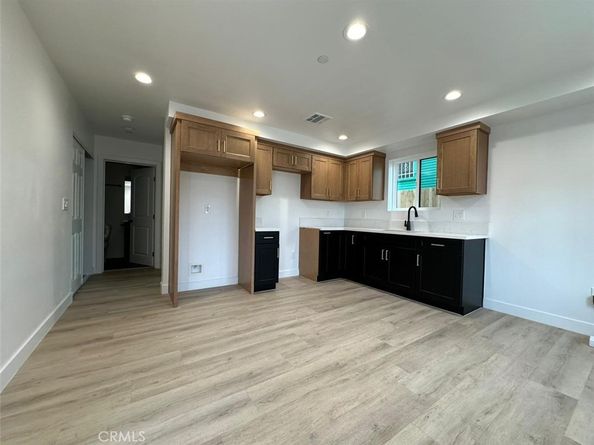 2823 Maple Avenue, Los Angeles CA 90011