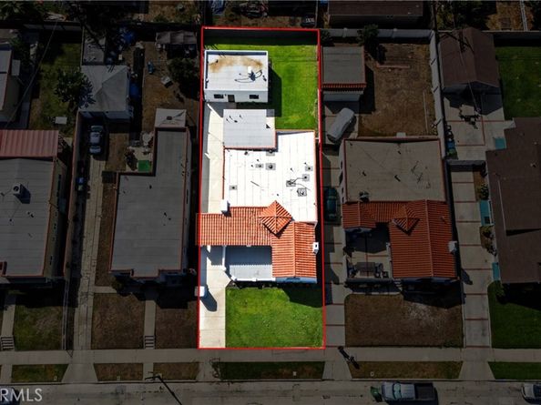 2228 W 73rd, Los Angeles CA 90043