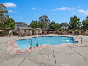 8541 Oak Barrel #1, Rancho Cucamonga CA 91730