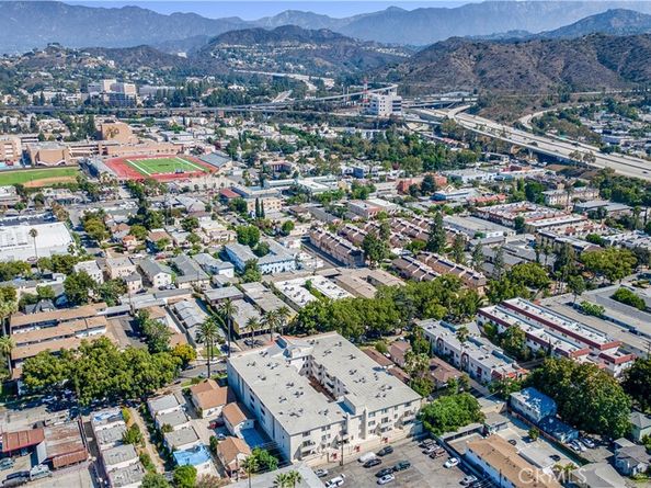 1422 Rock Glen Avenue 214, Glendale CA 91205