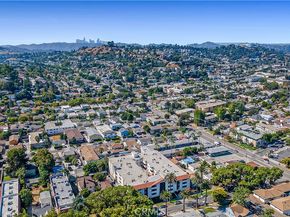 1422 Rock Glen Avenue 214, Glendale CA 91205