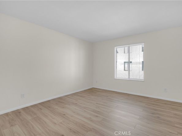 1422 Rock Glen Avenue 214, Glendale CA 91205