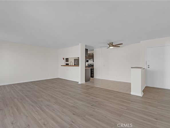 1422 Rock Glen Avenue 214, Glendale CA 91205