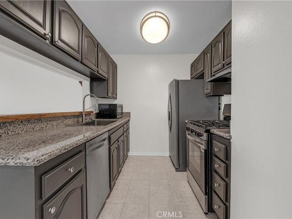 1422 Rock Glen Avenue 214, Glendale CA 91205