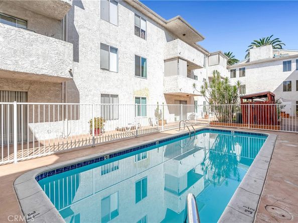 1422 Rock Glen Avenue 214, Glendale CA 91205