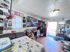 7011 Bonsallo Avenue, Los Angeles CA 90044