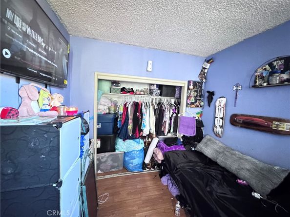 7011 Bonsallo Avenue, Los Angeles CA 90044