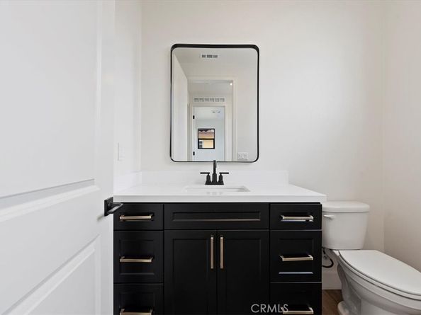 943 N Avenue 66, Los Angeles CA 90042