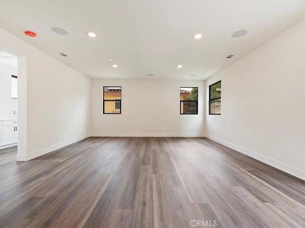 943 N Avenue 66, Los Angeles CA 90042