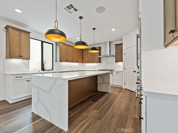 943 N Avenue 66, Los Angeles CA 90042